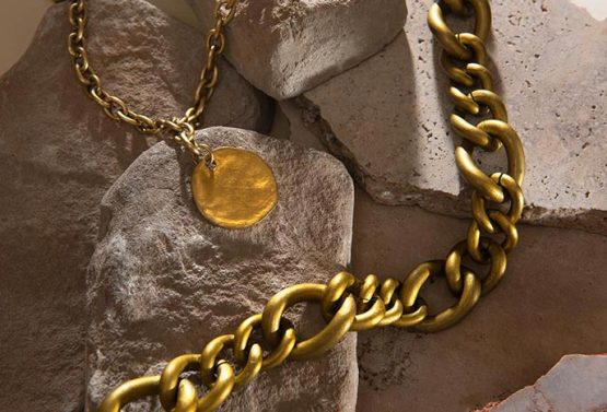 10 Essential Pieces: Must-Have Jewelry for Every Collection